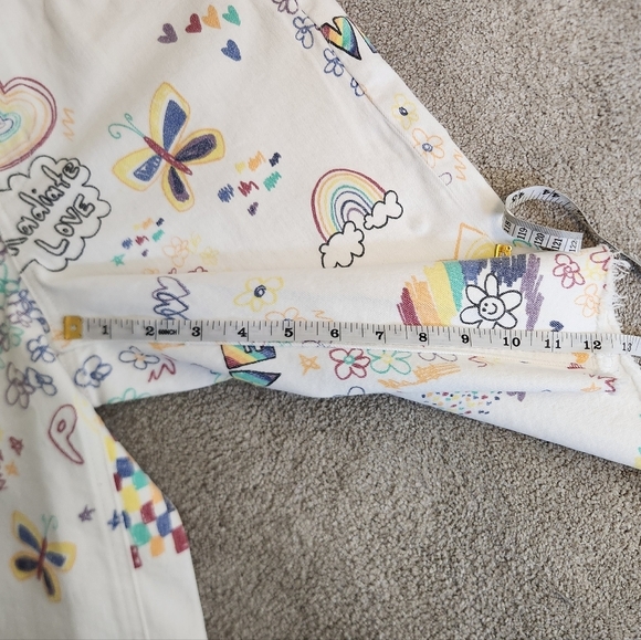 AE PRIDE low-rise Baggy Bermuda Stretch Shorts Dopamine Dressing Candy Rav - Picture 8 of 12